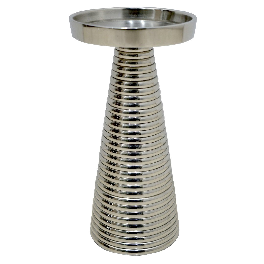 Fotografia para o produto Castiçal em alumínio 010xA20cm cor prata Fotografia para o produto Castiçal em alumínio 010xA20cm cor prata