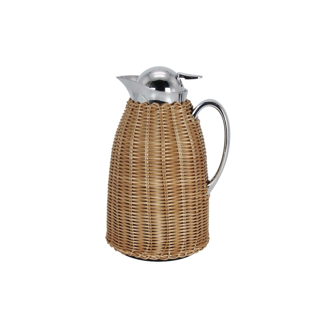 Imagem ilustrativa para Garrafa térmica revestida em plástico com rattan 950ml P16xL18xA26,5cm marrom