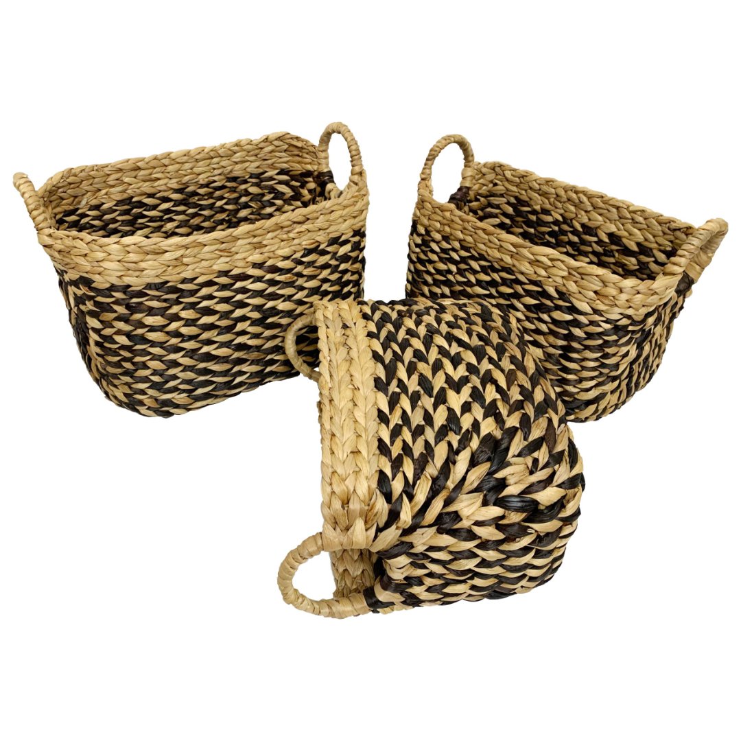 Imagem ilustrativa para Jogo de 3 cestas ovais em fibra natural com alça 36x23x32/40x25x33/45x29x35