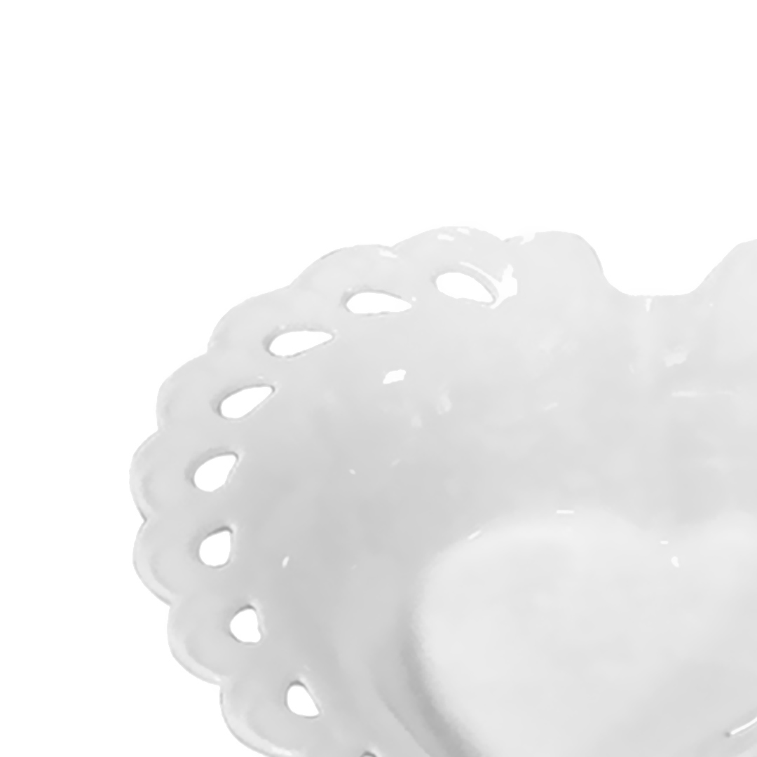 Fotografia para o produto Travessa coração em porcelana L19,2xP18,3xA2cm